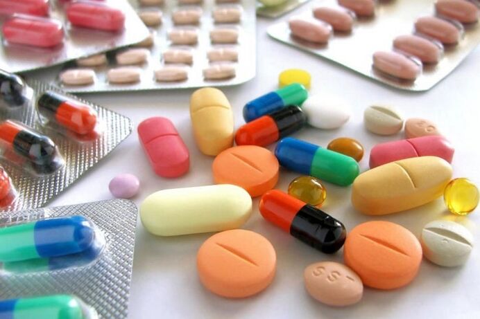 Zdravljenje prostatitisa ni popolno brez jemanja antibiotikov in drugih zdravil